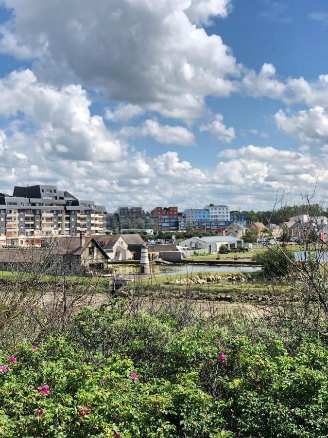 Le Cocon De Nacre - A 300M De La Plage - Wifi Courseulles-sur-Mer Bagian luar foto